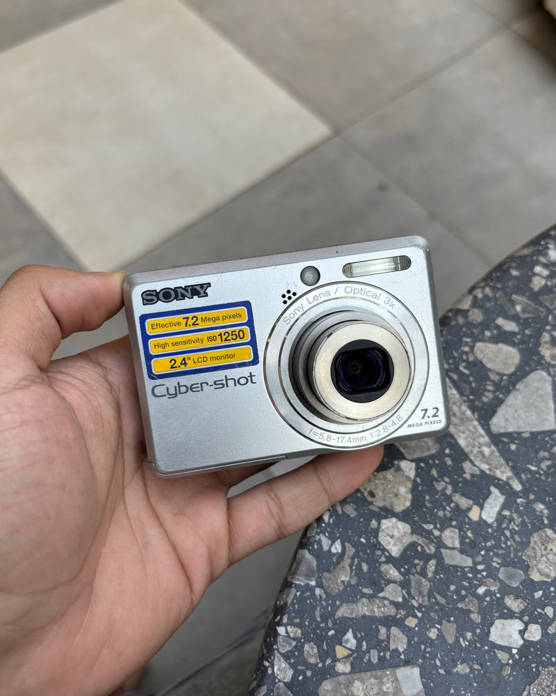 Sony Cyber-shot DSC-S730