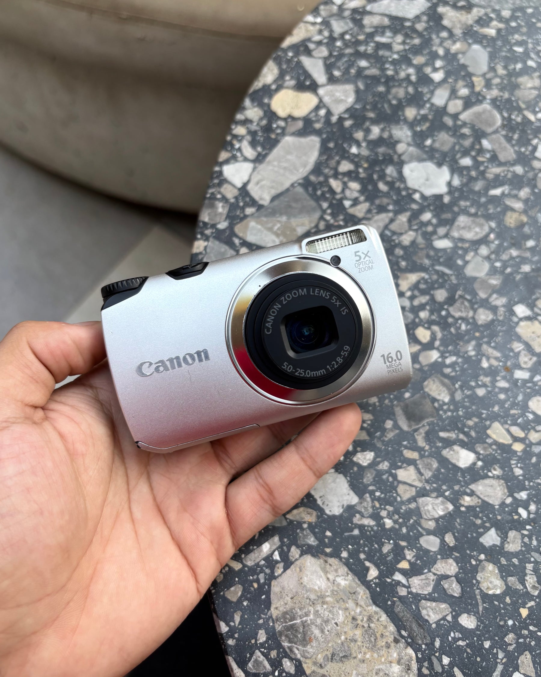 Canon PowerShot A3300 IS