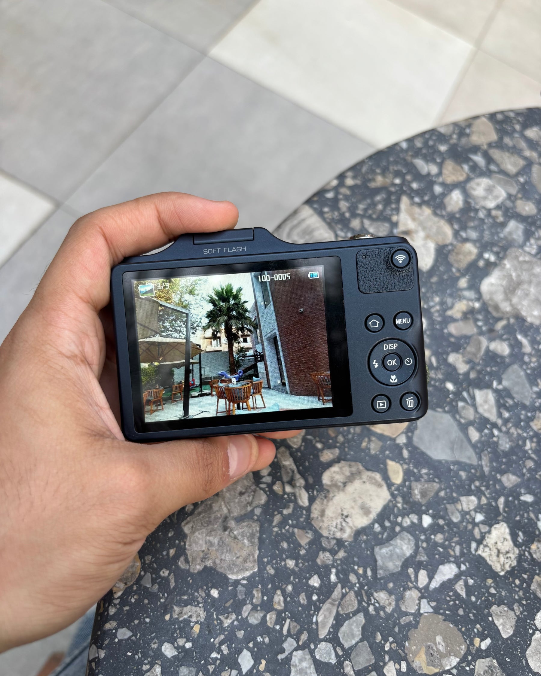Samsung WB50F