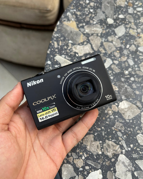 Nikon COOLPIX S6200 (with box)