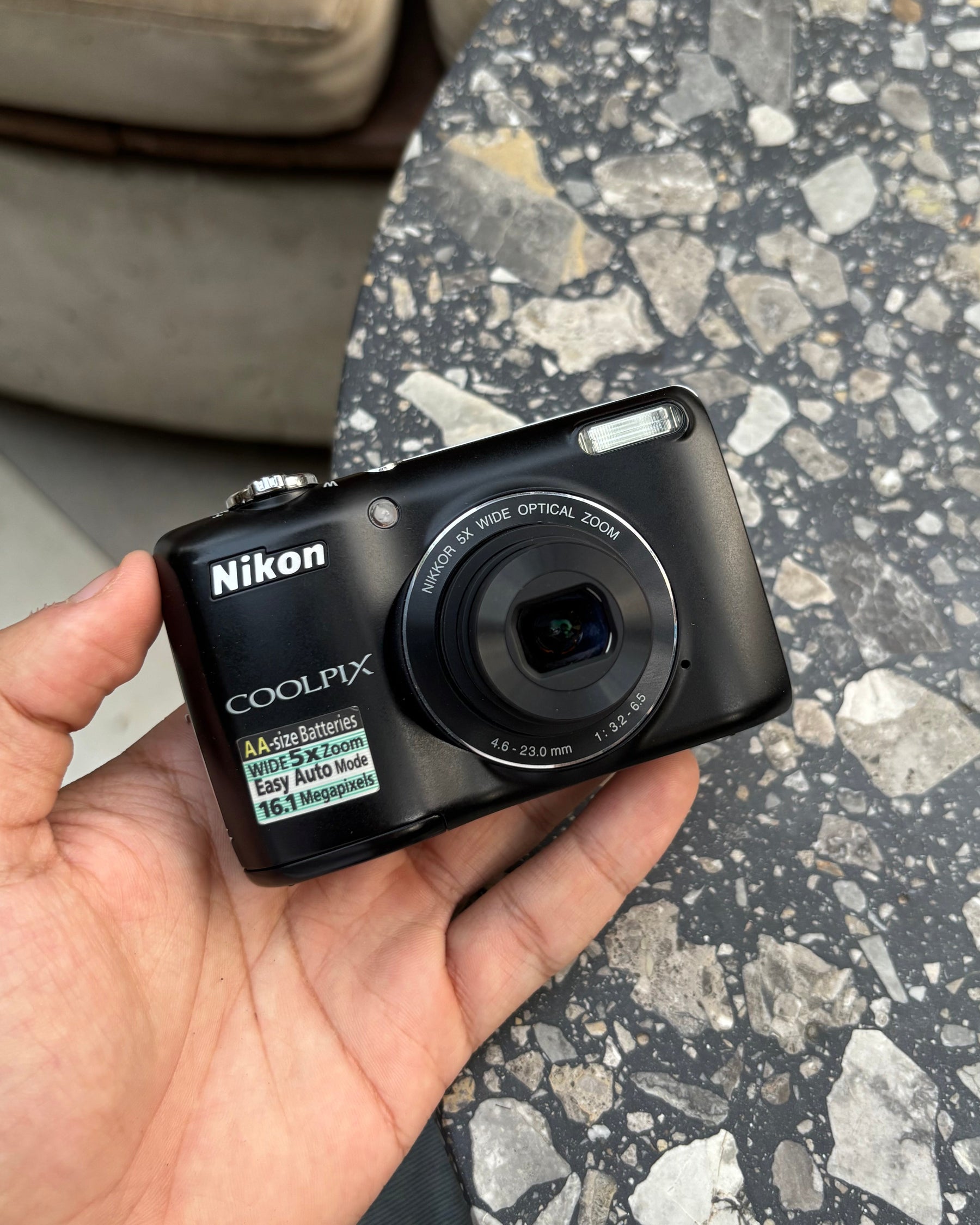 Nikon COOLPIX L26 (with box)
