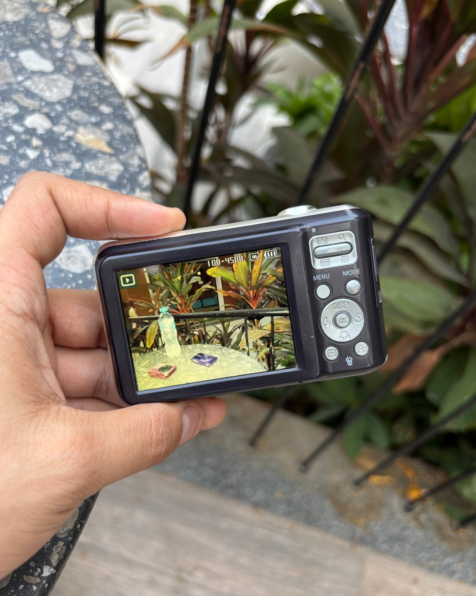 Samsung ES70 (with box)