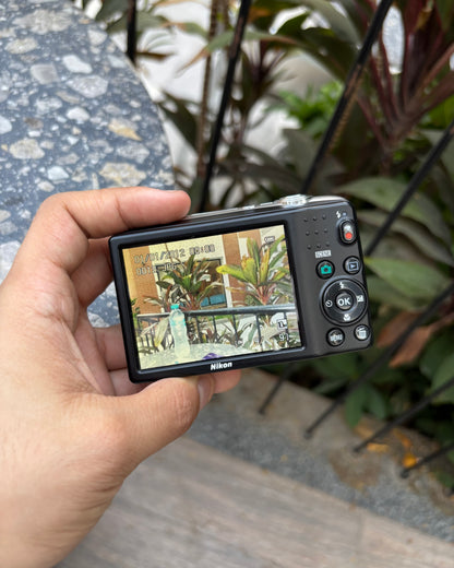Nikon COOLPIX L25