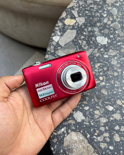 Nikon COOLPIX S3100 (with box)