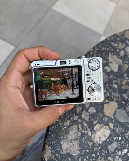 Sony Cyber-shot DSC-W55