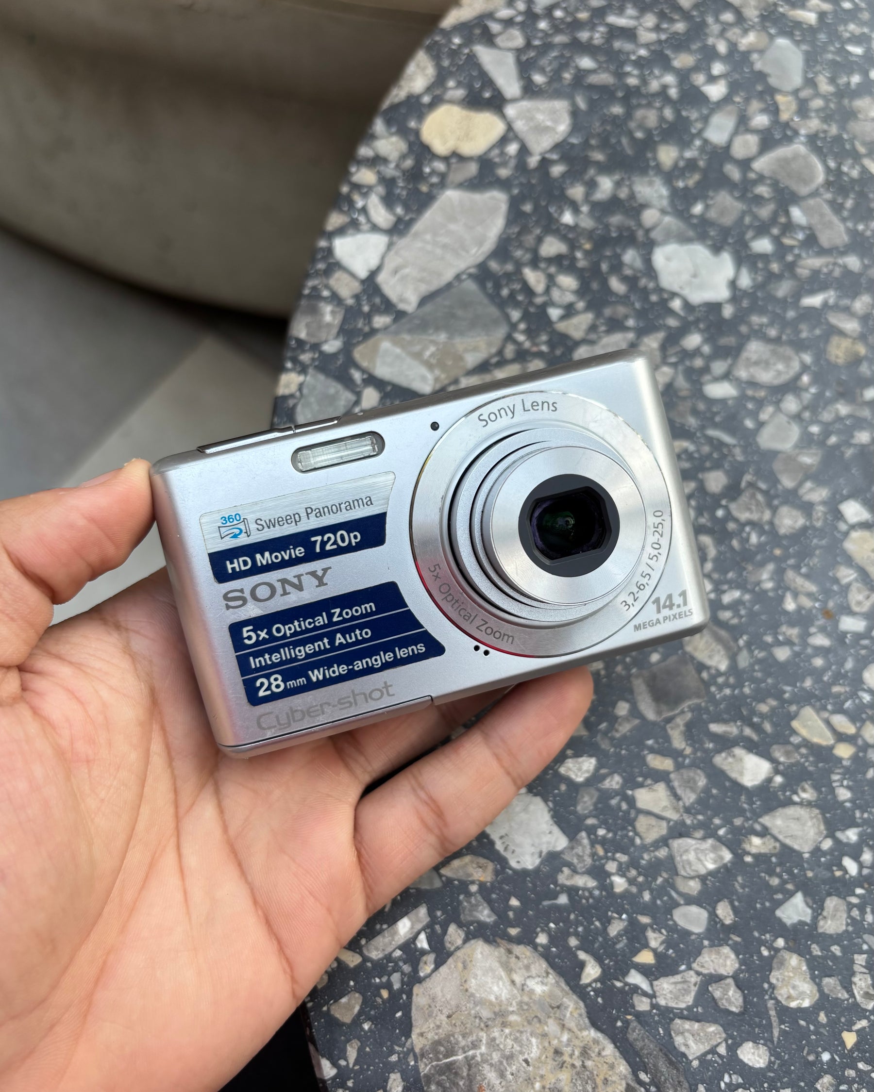 Sony Cyber-shot DSC-W620